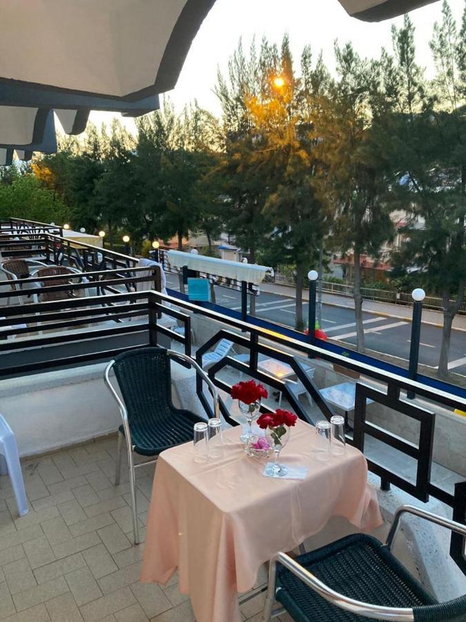 Sincer Otel Кушадасъ Екстериор снимка